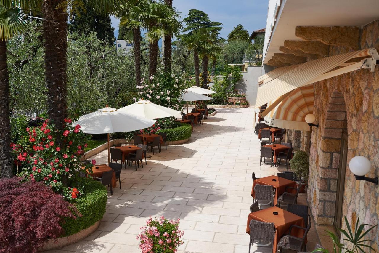 Hotel Benacus Torri Del Benaco Dış mekan fotoğraf