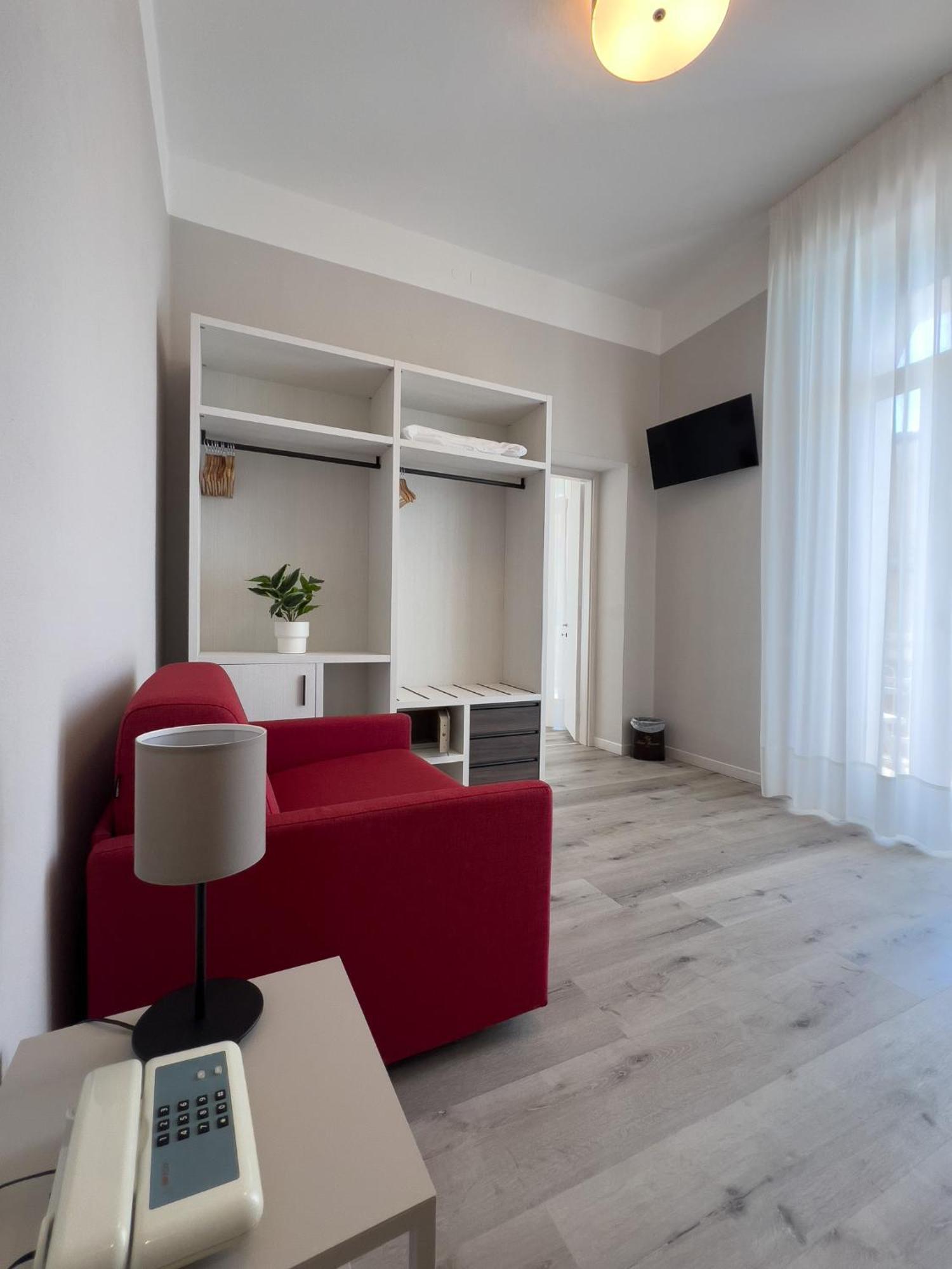 Hotel Benacus Torri Del Benaco Dış mekan fotoğraf